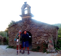 Romerillo y el tito en la capilla de San Pedro de O Biduedo